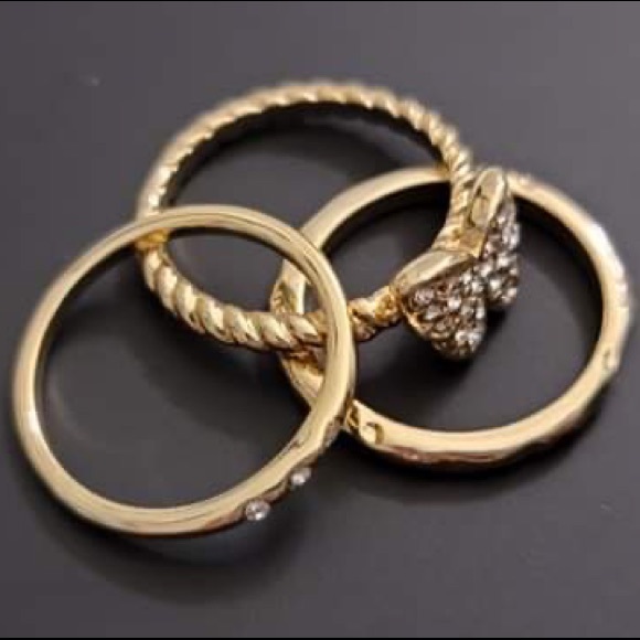Avon Ring Set Butterfly Women’s Size Jewelry Gold - Picture 2 of 2